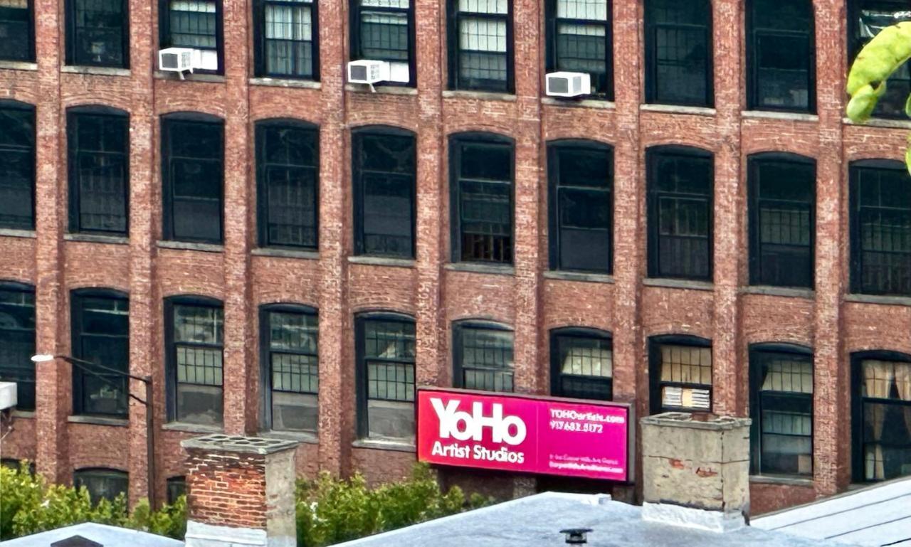 4-A Diamond In Yonkers Hotel Exterior photo